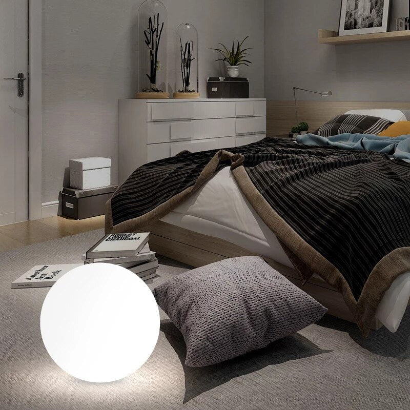 GlowGlobe – Lampada Globo LED Ricaricabile e Impermeabile con Cambio Colore
