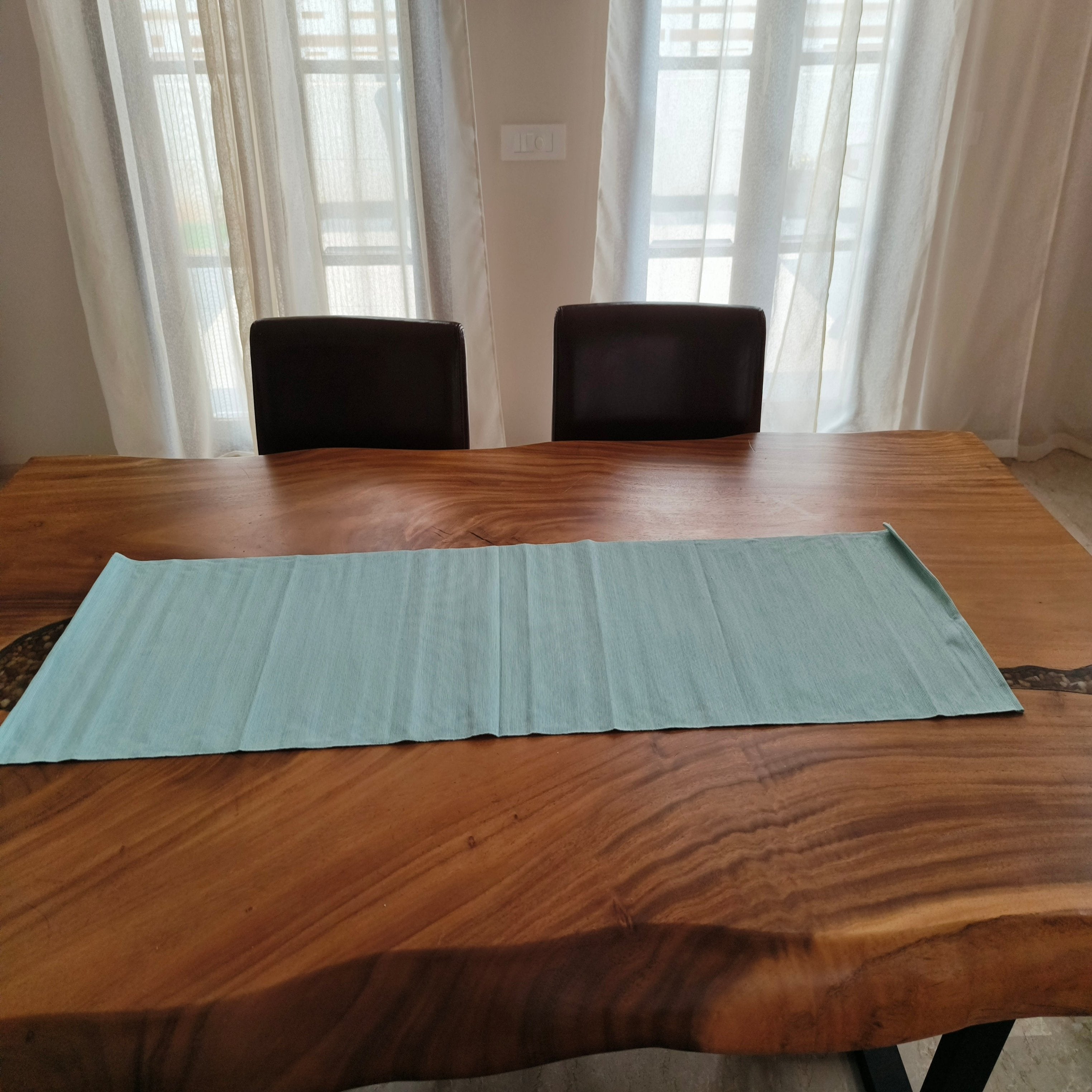 Runner da Tavolo in Cotone e Lino Stile Nordico 40×240 cm con Frange