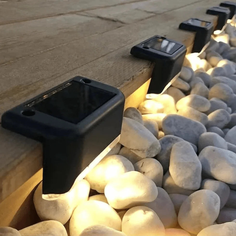 Zelfklevende Zonnelampen – Luci Solari Autoadesive da Giardino, Impermeabili e a Basso Consumo
